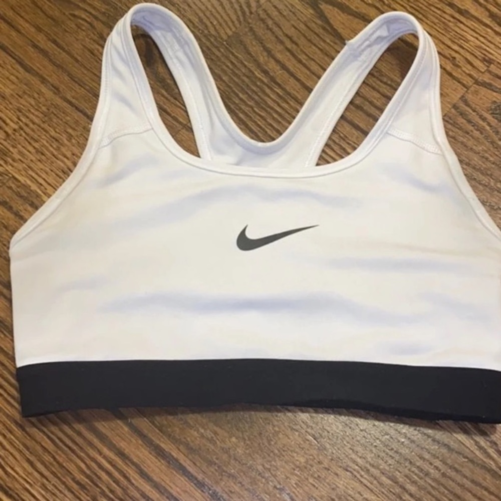 nike sports bra